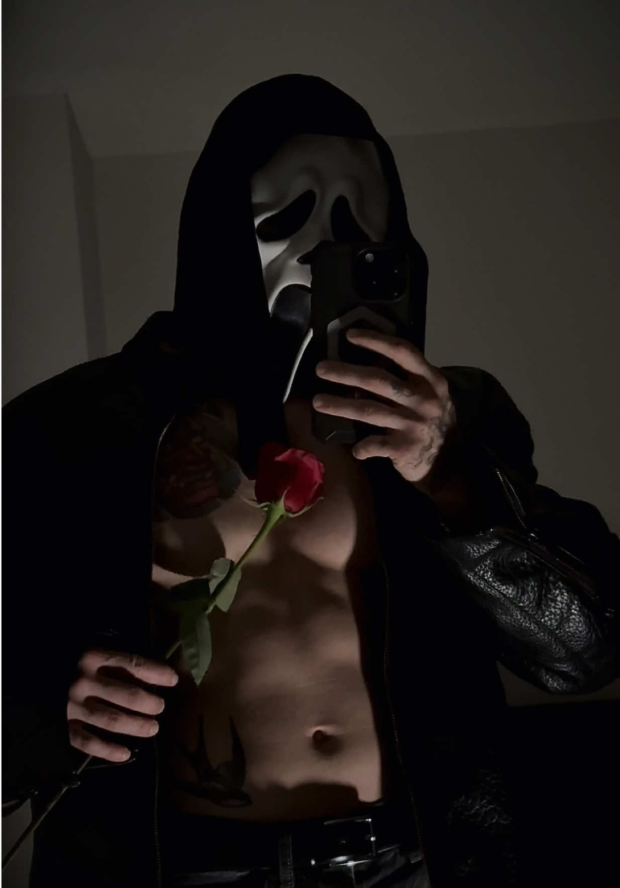 #darkaesthetic #fyp #viral #BookTok #masked 