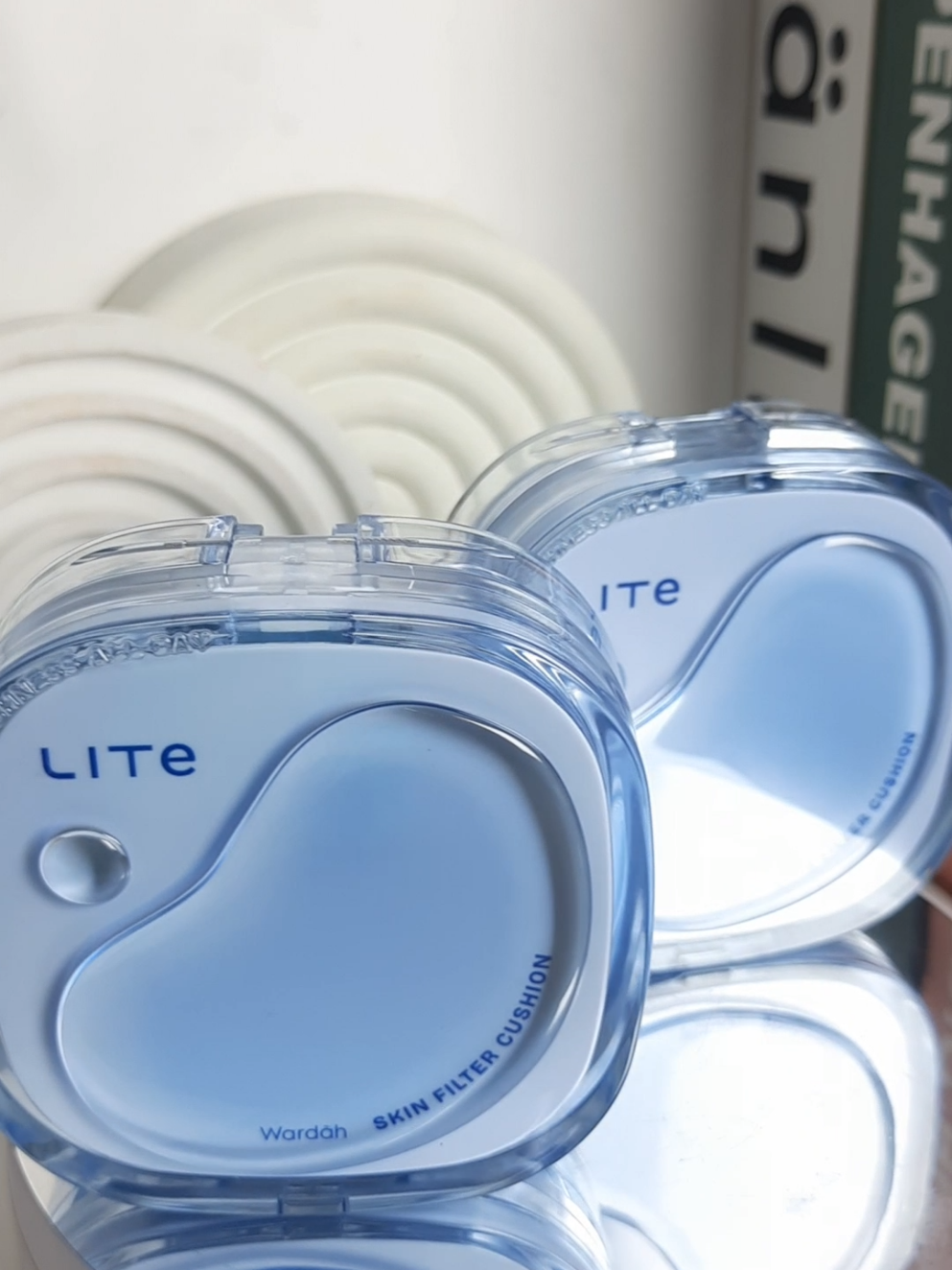 Lite Skin Filter Cushion ! tahan lama dan sudah di lengkapai dengan skincare benefit ! #wardah #cushion #lite 