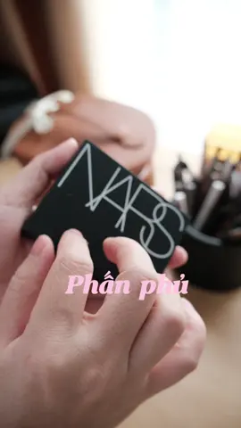 Phấn phủ Nars thuỷ tinh dành cho da ít dầu và thích make tự nhiên nè♥️🧏🏻‍♀️
