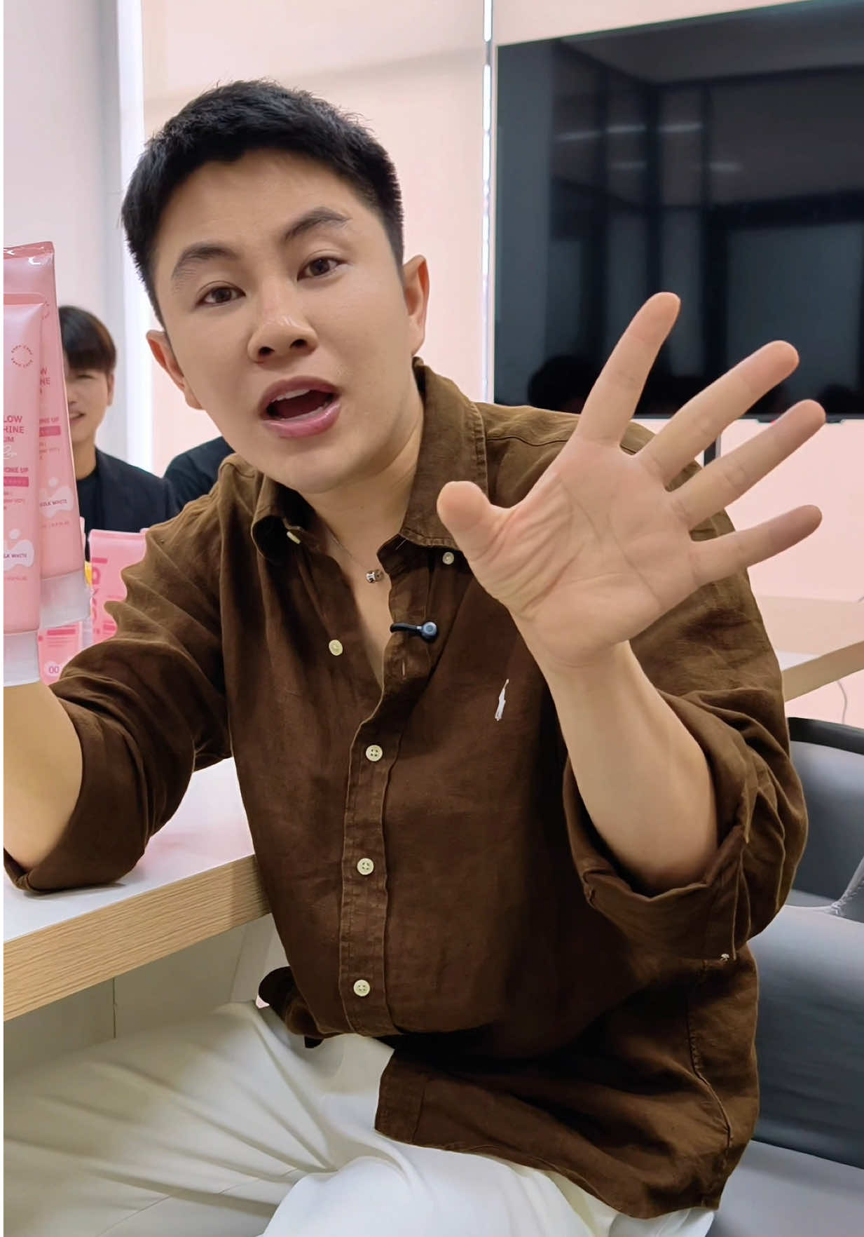 #โทนอัพผิวขาว #lavojoyth #you @lavojoy Thailand 