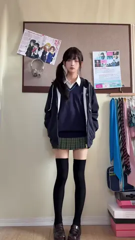 おとぎ話から飛び出してきたコーデ🧚#nevstudio#nevstudiostreetwear#地雷系#blackaesthetic#jiraikei#ゴスロリ#今日のコーデ#自撮り界隈#combatboots#おすすめ#gothjewelry#fyp#gothfashion#blackstockings#OOTD#choker#leatherbelt#earcuff#darkjewelry#gothaccessories 