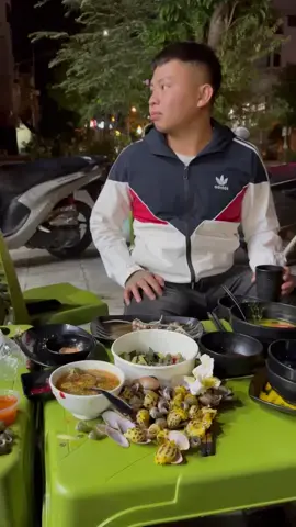 Bộ trưởng bộ lạc quan…  trong tình yêu 🤣😍