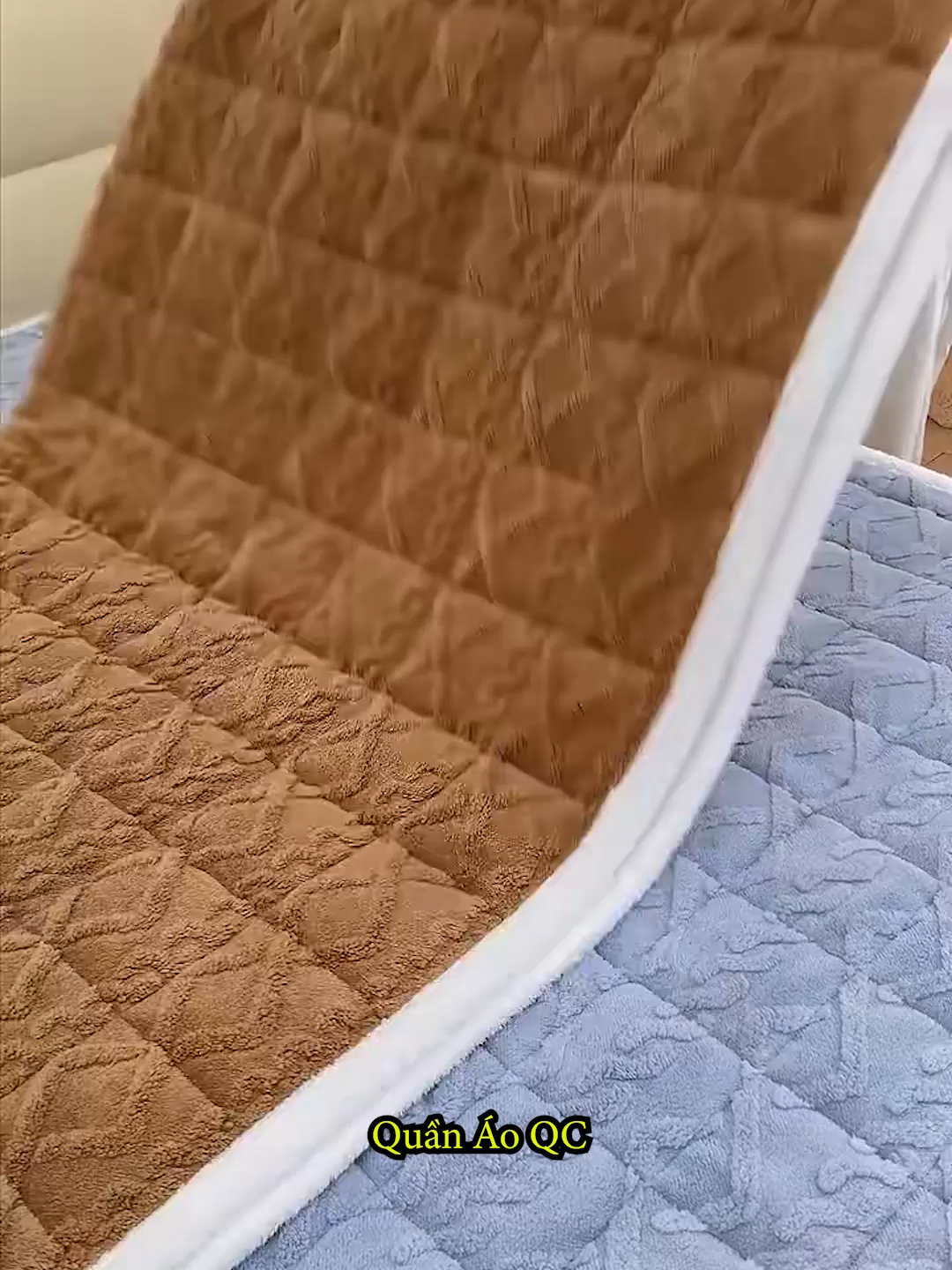 Thảm trải giường lông cừu cao cấp