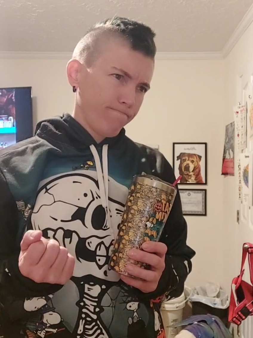 #onthisday #nonbinarycreator #nonbinaryautistic #nonbinaryafab #transmascnonbinary 