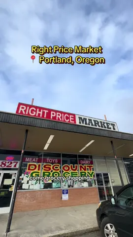 Today I checked out Right Price Liquidation Grocery here in Portland, Oregon, and I wanted to share this spot because with over 750,000 Oregonians affected by SNAP benefit cuts this November, it’s more important than ever that we spread awareness about affordable grocery options in our community. They have a rotating selection of groceries, snacks, household goods, and everyday essentials — all at liquidation prices. You never know what you’ll find, but it’s always a good deal. 📍 Right Price Liquidation Grocery: 11827 NE Halsey 🕓 Hours (updated): 	•	Monday–Friday: 10 AM – 7 PM 	•	Saturday: 10 AM – 6 PM 	•	Sunday: 10 AM – 5 PM Please like, share, repost, and send this to anyone who could benefit. Let’s make sure our community knows where to go when times are tough. 💚 #portlandoregon #pdx #pdxfoodie #pdxeats #oregon 