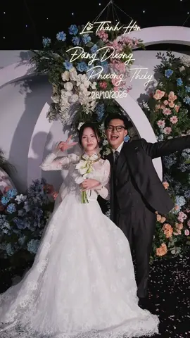 Cuối cùng tình yêu tuổi học trò của chúng ta cũng có 1 cái kết đẹp, sau bao nhiêu sóng gió , nỗ lực , sau bao nhiêu lần giận hờn cãi vã tưởng như k thể ở lại, cuối cùng chúng ta cũng vượt qua ... cảm ơn chồng vì đã yêu vợ thật nhiều ❤️❤️ mong rằng sau này dù có chuyện gì thì bọn mình vẫn ở cạnh cảm thông lắng nghe thấu hiểu và yêu nhau nhiều hơn nữa #fyp #viral #ilovetiktok #chiyeuminhanh #happywedding 