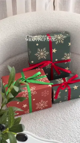 ✨Make your gifts extra special with this super aesthetic wrapping paper! 🎁 Perfect for Christmas presents — high quality and elegant designs that your loved ones will surely adore! ❤️ #giftwrap #wrappinggifts #wrappingpaper #christmasgift #wrapping 