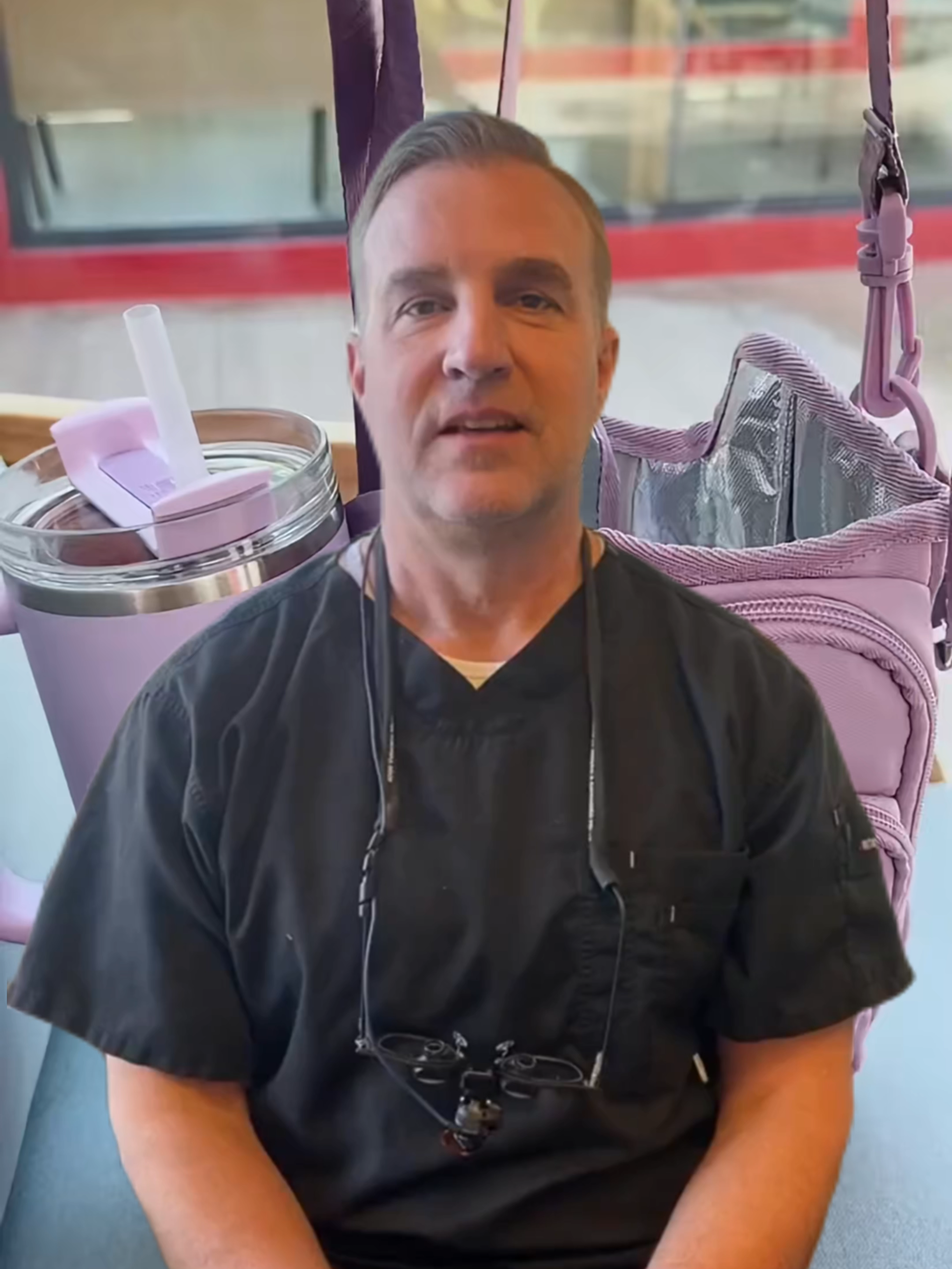 Essa é a melhor bolsa para garrafas de todas. #esporte #garrafa #bolsa #corrida