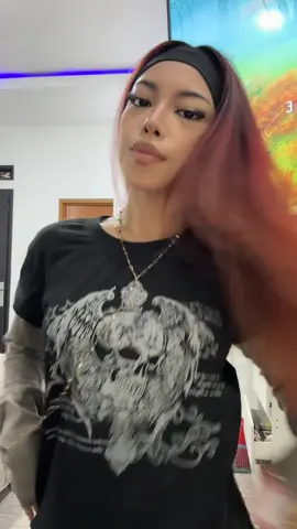 love with this cushion glowshophy #glowcushionglowsophy 