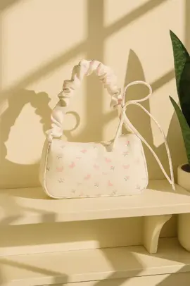 #เทรนวันนี้ #กระเป๋าสะพายข้าง 