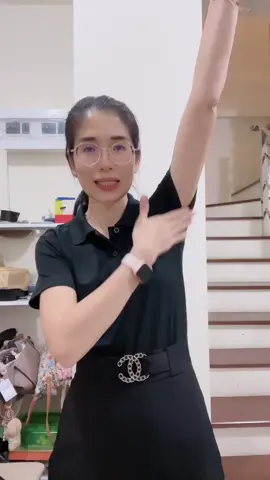 เสื้อโปโลผู้หญิง เข้ารูป Slimfit ใส่แล้วสวยเป๊ะ! ผ้าดี ซักสะบัดตากได้เลย ใส่ทำงานใส่เที่ยวก็ตอบโจทย์!