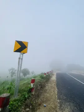 কোলাহল শেষে সব হবে- নিশ্চুপ নিস্তব্ধ😅🖤#vairal_video #Foryou 