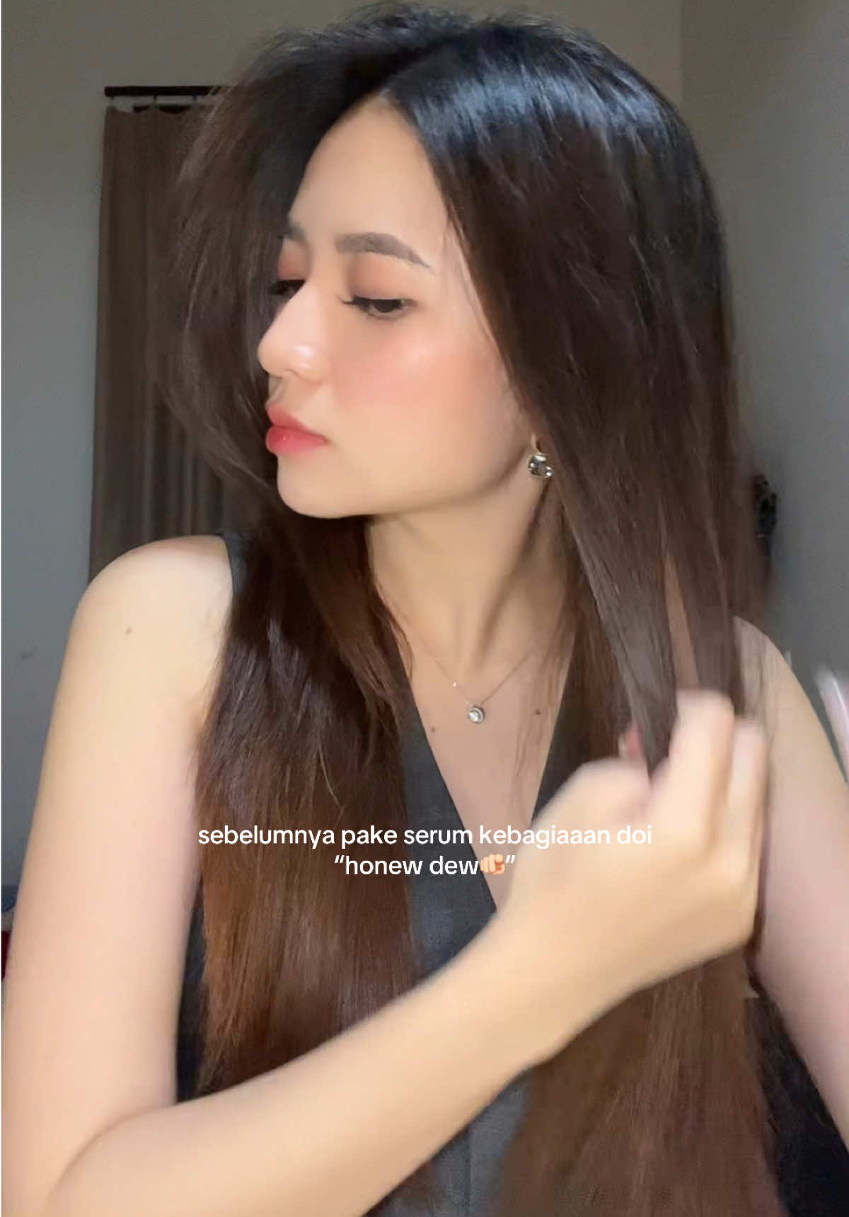 udah setia dari jaman SMA sampe sekarang, and still my go-to Honey Dew🍯💛                                                   #honeydew #makarizo #hairoil 