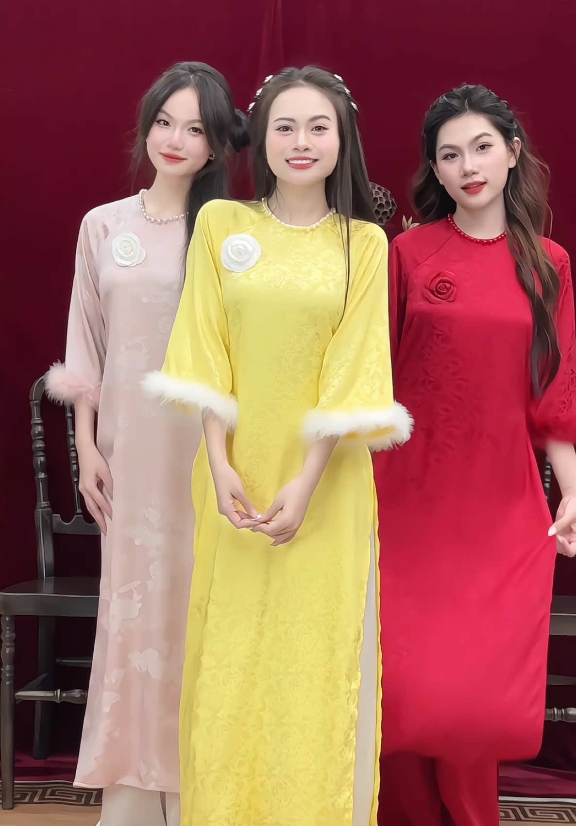 Săn liền các chế oi