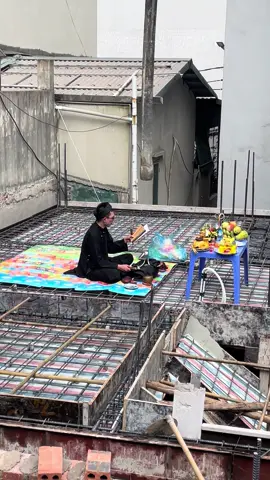 8h bơm mà 9h mới rở sách ra đọc là lại phải xin lỗi ae ca sau rồi 🤦‍♂️#taixe #xebơmbêtông #nhàđẹp 