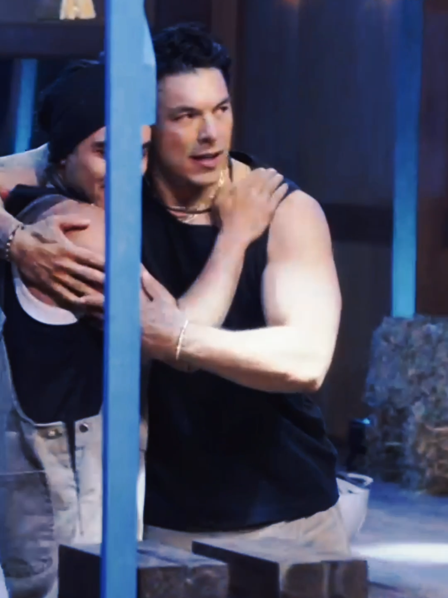 ¡Así fue el Duelo de Nominación entre #Jawy y Sergio Mayer Mori! Donde solo uno quedo fuera de la tabla. 👨🏻‍🌾🔥😎 Lunes a viernes 9:00 p.m. por #AztecaUNO. Domingo La Gala 8:00 p.m. por Azteca UNO. 🌾 #LaGranjaVIP transmisión 24/7 en #DisneyPlus experiencia completa. #reality