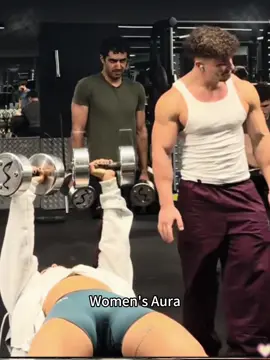 These guys didn’t believe i could do the same thing 🤣#gym #reaction #calisthenics #fyp #foryou 