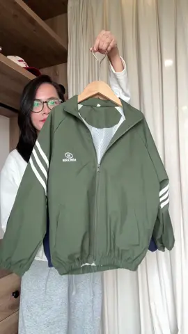 Áo khoác gió 2 lớp có lót lưới bé trai #taphoanhatinsu123 #thoitrangtreem #aokhoacgio #aokhoacchobe #aokhoacgiochobe 