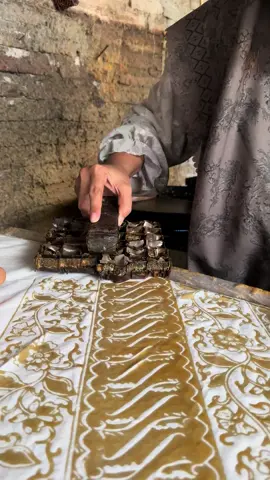 sudah mulai kemlithi nih gaes 🤣