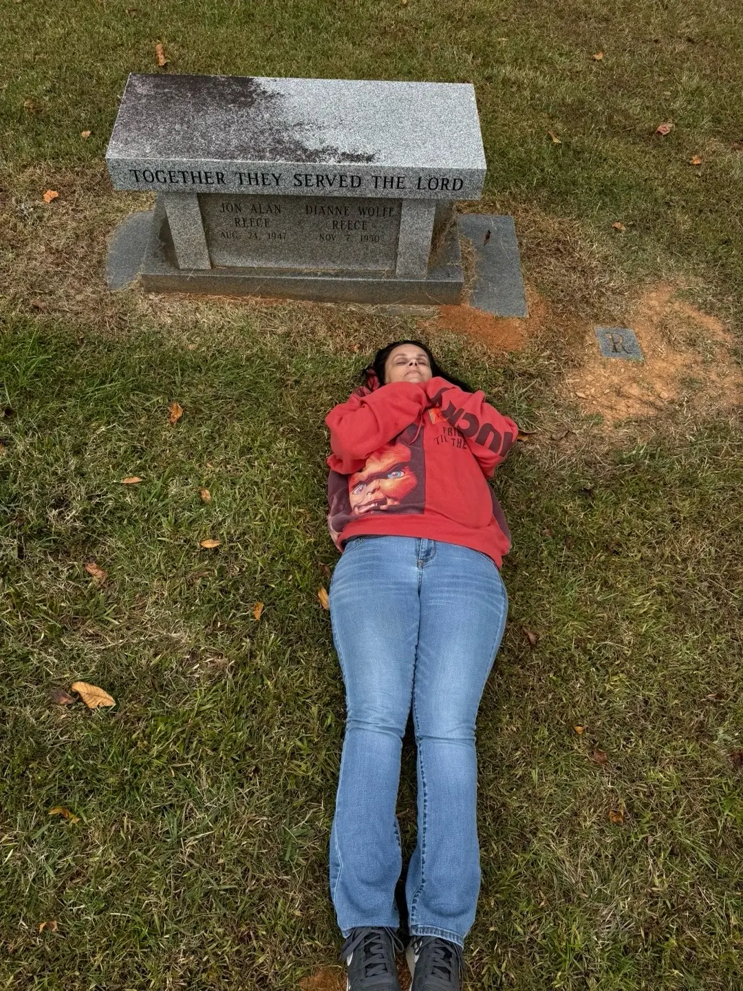 #emptygraves #tombstone #graveyard #