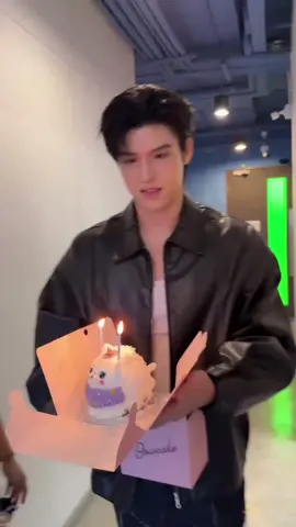 CINTAAA BGT GW AMA LU BER2😭🫂😆 #skywongravee #nanihirunkit #skynani #happybirthday 