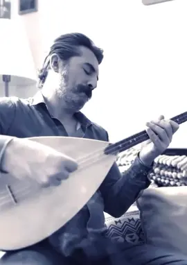 SMACK THAT “Covered by SJP” is available on Spotify, YouTube, Apple Music and all other platforms. ENJOY! • • • #sazjazzparis #smackthat #akon #rap #hiphop 