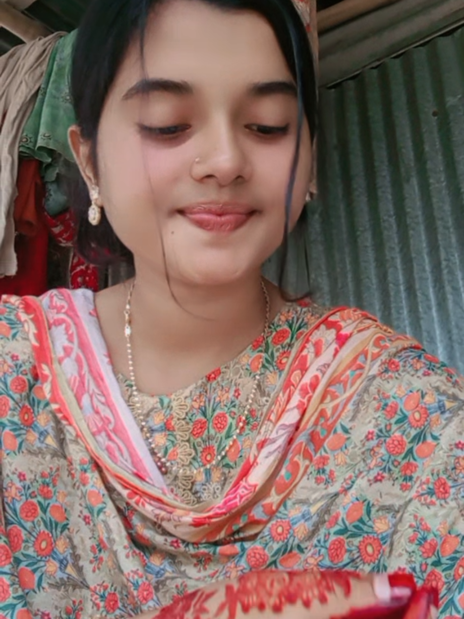 আমার নাকি ঘাড় বাকা ভিডিও টা তাদের জন্য দেখতে পারো 😅