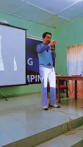 Keras Kehidupan Skrg NIE tak kerja dapur tak berasap bila kerja kepala sakit dunia oh dunia kenapa bumi ni bukan Petak .... Pening layan kerenah manusia NIE #everyone #malaysiatiktok #viralvideo #fyp 