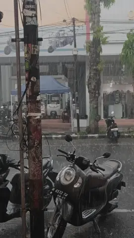 Sumenep era klebus kembali kah? 😌 #sadvibes🥀 #klebus #hujan🌧️ 