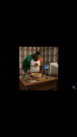 El meximutt esta molesto porque se le crasheo el teclado #mexicano #furioso #viral #fyp #perú 