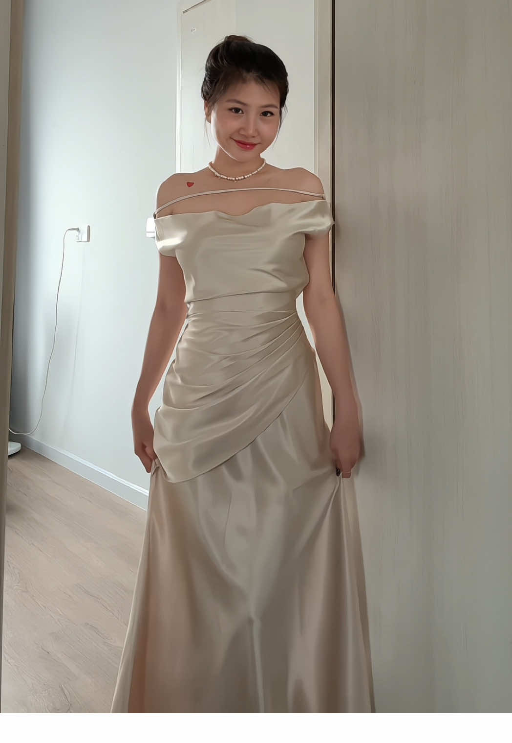 Thử đầm mới là phải diễn cho trọn 🙂 #goclamdep #outfit #fashion #TikTokFashion #xuhuong 