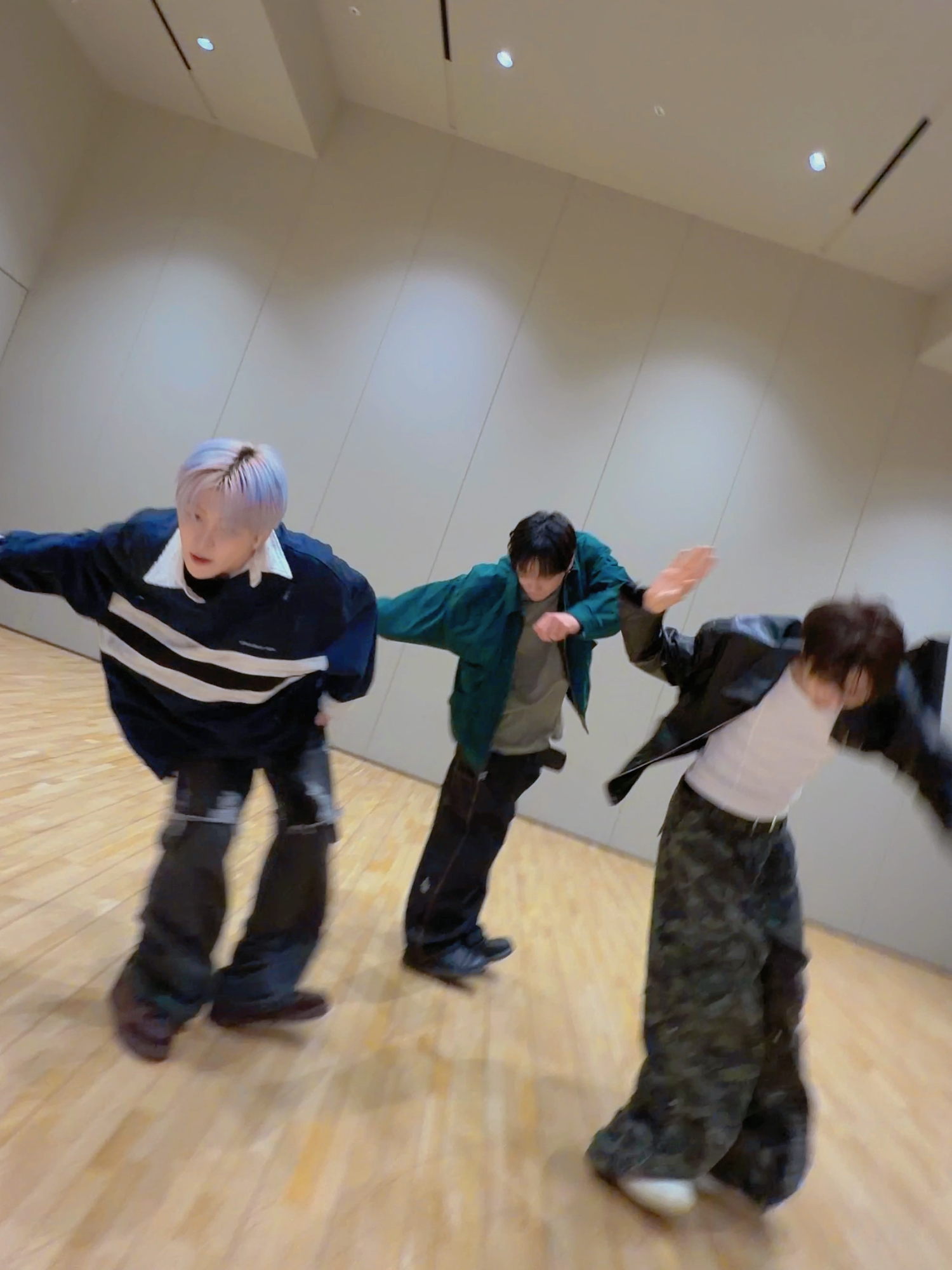 #LEEJUNYOUNG 님과 함께 심장이 쿵💗 #TWS_OVERDRIVE #TWS #JIHOON #YOUNGJAE