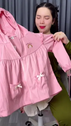 Áo khoác cho con gái quá là xinh