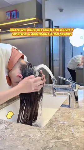 Extensor de grifo giratorio universal de 1080 grados, adecuado para todo tipo de grifos🚰, es realmente fácil de usar👍👍 #Grifo#faucet#cocina#LifeHack#tiktokmademebuyit  