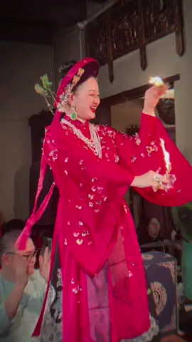 Hôm nay là mồng 9 tháng 9 – trùng cửu, ngày của viên mãn và thăng hoa, ngày trời đất giao hòa, dương khí tràn đầy, người thuận đạo sẽ được khai mở phước duyên. 🌼 Cầu chúc mọi người hôm nay tâm an – trí sáng – duyên lành hội tụ, mọi việc viên tròn như ý, phước sinh vô lượng, đạo tâm tăng trưởng. Chín tầng trời mở, chín phương Phật chứng, chín nguyện đều viên mãn 💛@Phạm Thu Hường( Mật Hạnh) #phamthuhuong #mathanh2829 #fyppppppppppppppppppppppp #viral #mathanh9999 