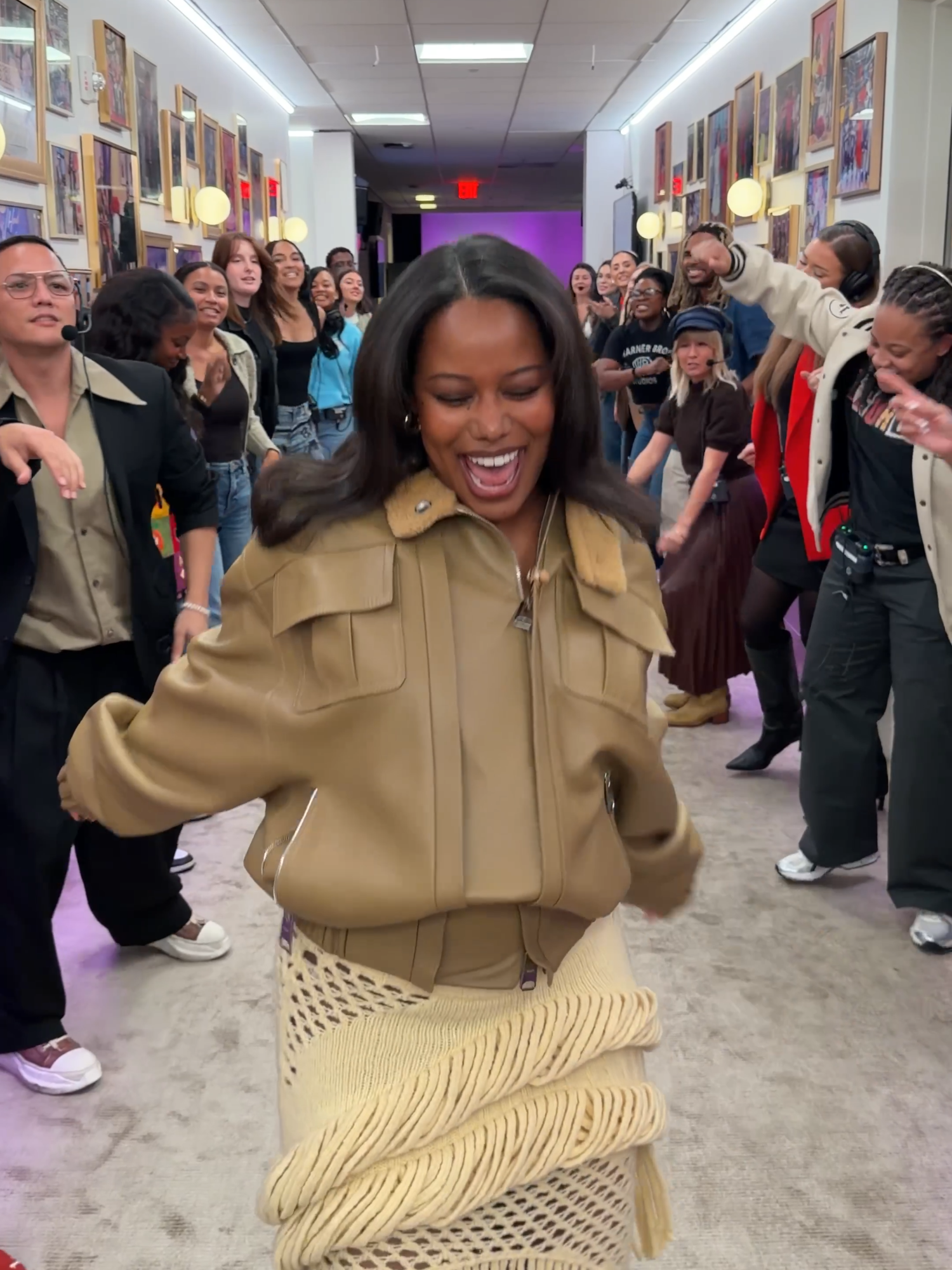 Show Taylour Paige some love! 💜