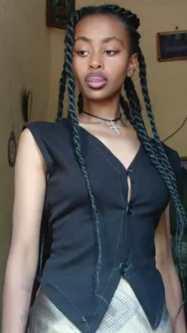 🖤😏#etiogirl #creatorsearchinsights #