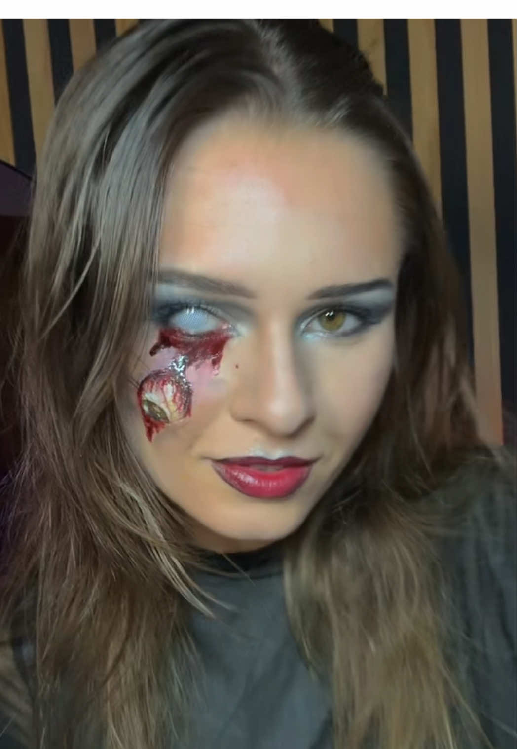 Ta meilleure idée de transition pour Halloween 🖤 #halloween2025 #transitionhalloween #halloweentransition 