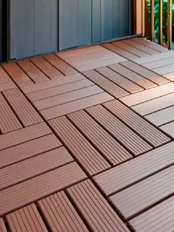 “Ubah suai ruang luar anda dalam beberapa minit! 🪵✨ Lantai WPC kalis air, tak licin & viral di TikTok. Tak perlu risau hujan—ruang terus nampak kemas & bergaya!”#WPCDecking #OutdoorMakeover #WVaterproofFlooring #TikTokHomeHack #GardenGlowUp  #wpc #ruangtamucantik #KalisAirTakLicin #DekorasiBalkoni #DIYLantaiViral