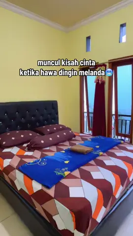panggon e jik pancet, tapi wong e wes ilang, sing sisa mung kenangan🥹😭 Villa kamaran sadewo 2  Lokasi di tretes, pecalukan gang 1b  Harga murah mulai 60rb sajaa Fasilitas  • Smart TV • ⁠View pegunungan  • ⁠Kipas angin • ⁠Kamar mandi dalam • ⁠Free Wifi • ⁠Air mineral Info lebih lanjut Hubungi Admin 1 : 0858-4006-9356 Admin 2 : 0857-9081-1036 #villasadewo2 #kamarantretes #sadewotretes #kamarantretesmurah #villatretesmurahbebas #kamarantretesview #fyp #xybca #villatretesmurah #kamarantretesviewpegunungan #villaultahtretes #tretesaweawee #tretes #villatreteskaraoke 