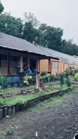 -you#smkn2sumbawabesar #hujan #vibes #stm 
