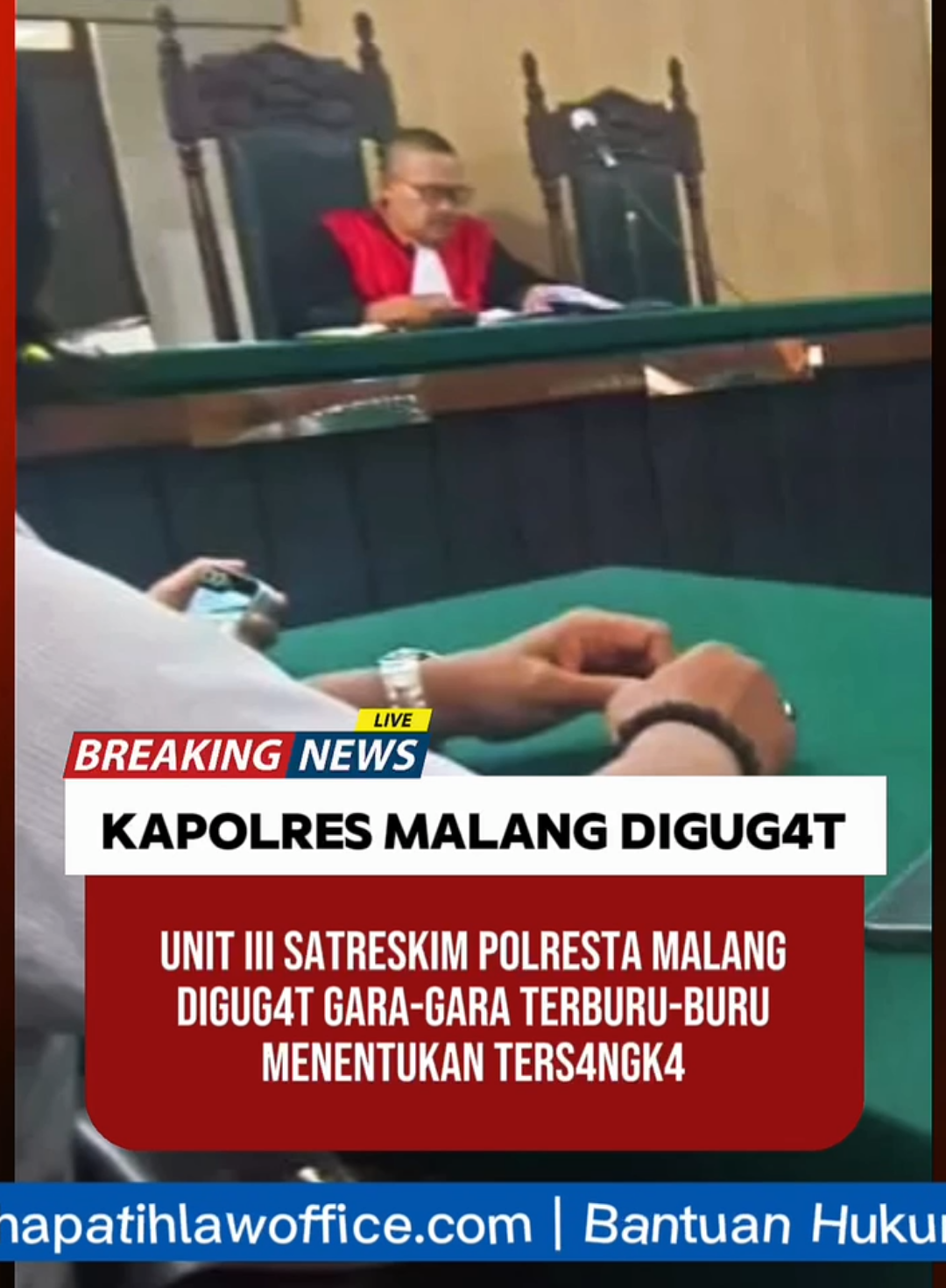 Seorang warga di Malang menggugat pihak berw3nang karena dianggap terlalu dini menetapkan dirinya sebagai ters4ngka. Padahal, kasus yang jadi dasarnya masih dalam proses p3rd4ta di pengadilan. Langkah tersebut dinilai melanggar 4s4s kepastian hukum: di mana seseorang seharusnya tidak bisa ditetapkan sebagai ters4ngka sebelum ada bukti yang sah dan kuat. Melalui gugat4n ini, kuasa hukumnya ingin menguji apakah prosedur yang dijalankan ap4rat sudah sesuai dengan aturan hukum yang berlaku, sekaligus mengingatkan bahwa setiap warga punya hak untuk mendapatkan proses hukum yang adil. Kasus ini membuka diskusi penting: ⚖️ Kapan seseorang bisa sah jadi ters4ngka? ⚖️ Apa hak hukum warga jika penetapan dirasa tidak sesuai prosedur? Mengetahui hak dasar seperti ini bukan hanya untuk peng4cara, tapi untuk semua warga negara. Karena keadilan dimulai dari pemahaman akan hukum itu sendiri. Berita selengkapnya: https://www.jatimwarta.com/daerah/2831734111/polresta-malang-kota-mangkir-dalam-agenda-pra-peradilan #EdukasiHukum #HakWarga #KeadilanUntukSemua #HukumPidana #PraPeradilan