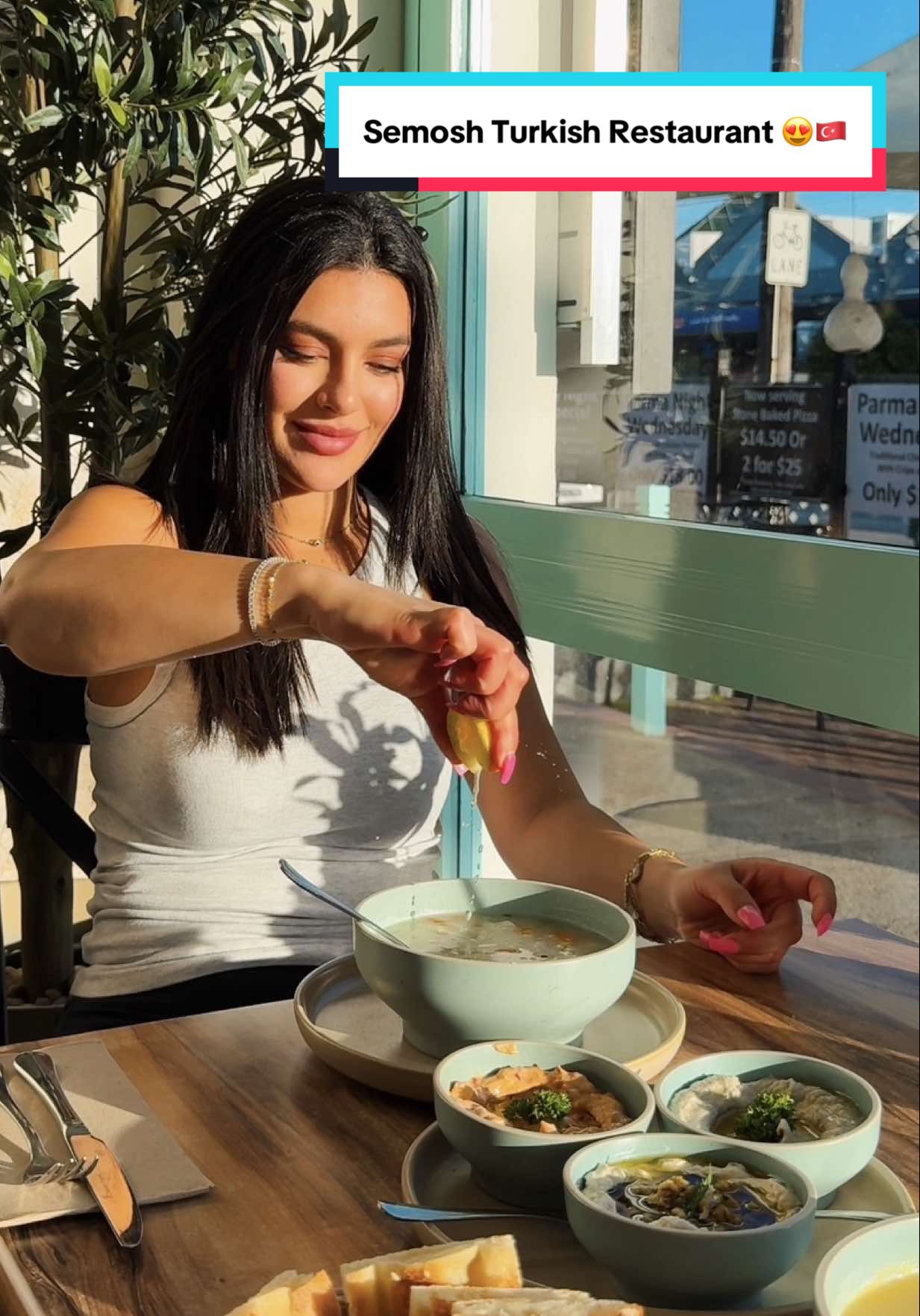 @semoshmumskitchen 🍗😍#jasminmitwali #dayinmylife #turkish #restaurant #delicious 