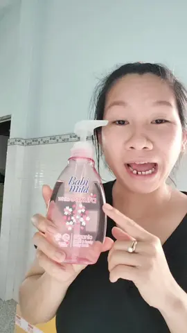 dùng sữa tắm này cho con để khỏi dùng dầu thơm luôn đó mấy bà #sontuyen717141 #suatamchobe #babimild #