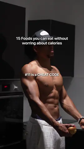 Number 11 shocked me 😳 👉 Don’t forget to save this video, and make sure you follow! Here are some of my favorite low-calorie foods that let you eat more while staying in a deficit 👇 🥒 Cucumber – Super hydrating, 16 cal per cup. 🥬 Leafy greens – Spinach, kale, romaine. 25–50 cal per cup and filling. 🥦 Broccoli – 1 cup cooked = 54 cal. Great for adding bulk. 🥕 Carrots – Crunchy, 50 cal per cup. Easy and satisfying. 🍄 Mushrooms – Just 15 cal per cup. Great in bowls or stir-fries. 🥣 Shirataki noodles – Pasta swap with only 20–25 cal per serving. 🌶 Bell peppers – Sweet and crunchy, ~30 cal per cup. 🍓 Strawberries – High fiber, 53 cal per cup. Sweet and filling. 🍉 Watermelon – Refreshing, only 46 cal per cup. 🍑 Peaches – Naturally sweet, just 39 cal per fruit. 🥒 Zucchini – ~20 cal per cup. Perfect for zoodles or sautés. 🍅 Tomatoes – Juicy and rich in antioxidants, ~25 cal each. 🥚 Egg whites – 17 cal per egg white, pure protein. 🍿 Air-popped popcorn – 30 cal per cup. Crunchy and satisfying. 🍏 Apples – Around 80 cal, full of fiber for long-lasting satiety. If you want to drop body fat without always feeling hungry, this list will help you stay full while hitting your goals. 🔥 Want personalized fat loss coaching? 📩 DM me “ELITE” for Premium 1:1 Coaching 📘 Comment “GUIDE” and I’ll DM you my FREE Ultimate Fat Loss Guide (the exact steps I used to drop 20 lbs and keep it off no food groups cut). But make sure you follow so the message arrives in ur DM🙌🏽 #FatLossTips #CalorieHacks #SimpleNutrition #fitnesscoach 
