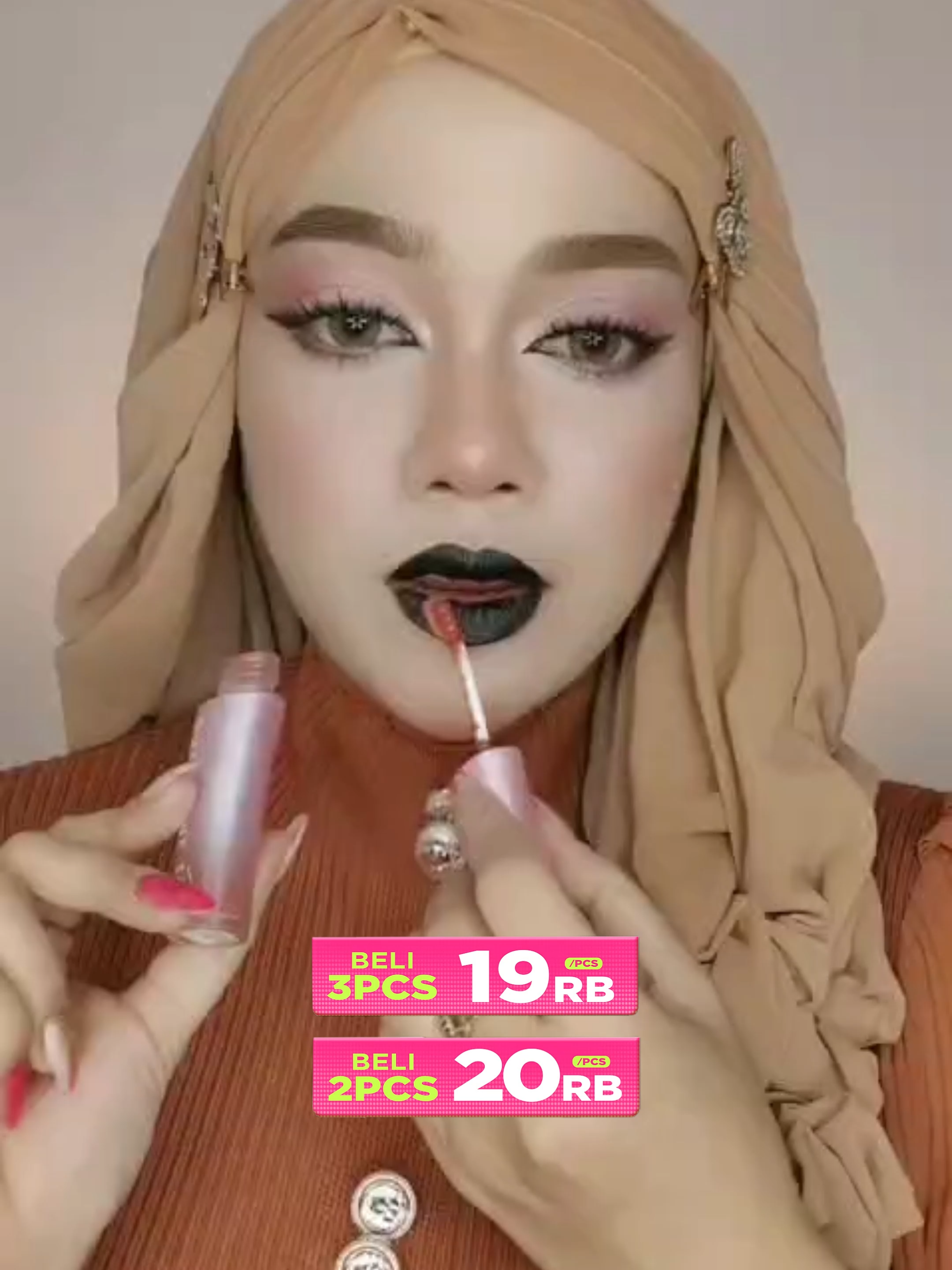 WOWWW bahkan bisa cover eyeliner?! Cusss buruan order mumpung promo! 😍 #dazzlemebeauty #dazzlemeindonesia #dazzlemeid #dazzlemeid #dazzlemelipcream #dazzlemeinkmatte #inkmatte #inkmattelipcream #lipcream