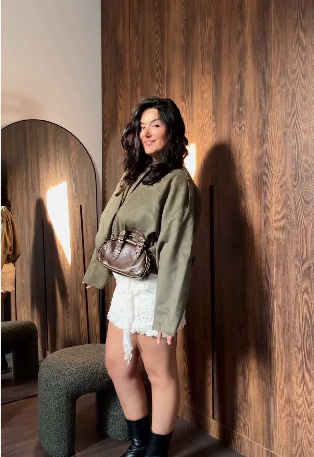 Black Friday is here, and it’s time to treat yourself 🖤 @voghion_global ✨ Voghion Black Friday — Up to 50% OFF All Brands + 3 Extra Coupons for More Savings! ✨ From Oct 21 to Nov 17, shop across fashion, home, lifestyle & more and enjoy the biggest sale of the year! 🛍️ Special Offers: — New users can enjoy 99 EUR OFF 🎁 — Use my discount codes for even more savings:  • MG44 → 5 EUR OFF orders over 19.9 EUR  • MG45 → 6 EUR OFF orders over 49.9 EUR  • MG46 → 10 EUR OFF orders over 79.9 EUR 💼 My Voghion Black Friday Picks: • Leather Jacket — ID 31459169 • Bag — ID 28332774 • Green Jacket — ID 31673716 • Suit — ID 25474326 🎯 Don’t miss out — shop via the Voghion App and grab your coupons early! 👉 Link in bio: https://voghion-affiliate.onelink.me/BiB7/iamgvantsi #VoghionBlackFriday #FashionDeals #StyleFinds #BlackFridaySale #voghionde  