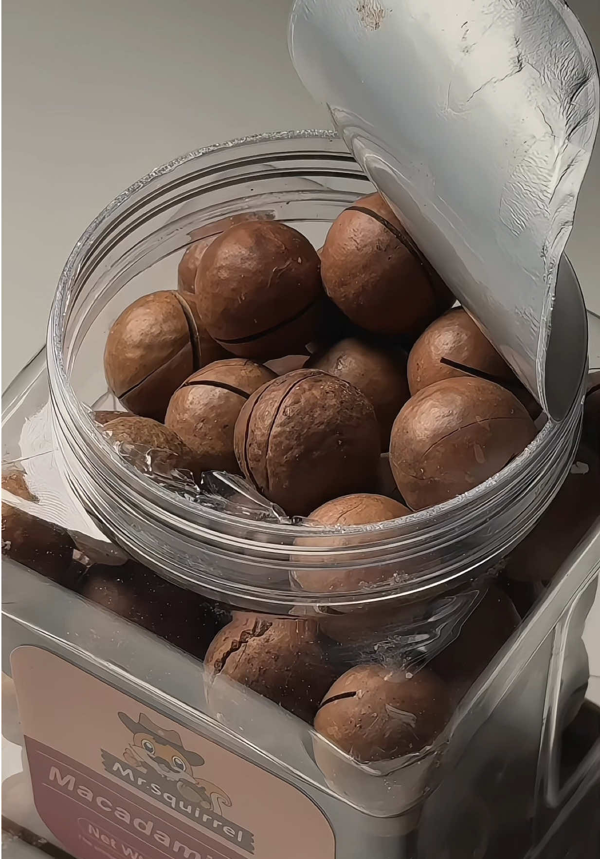 luv this roasted macadamia nuts sm 🌰 #macadamianuts 