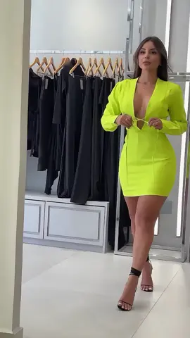 Last Chance! Grab hundreds of winter styles for $4 before they're gone! Final day clearance.