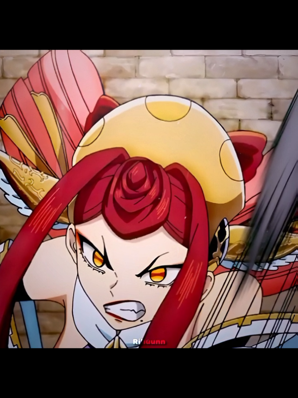 GEIROLUL A.K.A GEIRAVÖR. Geirolul adalah Valkyrie yang namanya bermakna “pelontar tombak”, bertugas memilih dan menuntun jiwa prajurit ke Valhalla, meski catatan tentang dirinya tergolong sedikit. Get Excited? Penjelasan ( mitologi ) singkat dibawah Dawg ↓ • Disclaimer dulu coy : vt ini ga bermaksud menyinggung, menjatuhkan, atau mengejek pihak manapun⚠️. Tentu saja dikoreksi jika gua ada salah dalam penerapan kata-kata, ataupun hal lainnya. Lanjutttt ; • Geirolul adalah salah satu Valkyrie dalam mitologi Nordik. Namanya dapat diterjemahkan menjadi “Pelempar Tombak” atau “Pelontar Lembing”, yang menegaskan perannya sebagai pelayan Odin di medan perang. Seperti Valkyrie lainnya, tugas utama Geirolul adalah : 1. Memilih para prajurit yang gugur dengan gagah berani di pertempuran. 2. Membawa jiwa-jiwa pilihan itu ke Valhalla, tempat para einherjar berlatih untuk Ragnarok. 3. Mengabdi kepada Odin dan menyajikan hidangan serta minuman bagi para ksatria terpilih. Geirolul tidak banyak tercatat dalam sumber utama seperti Poetic Edda, atau Prose Edda, sehingga detail kisahnya sangat terbatas. Namun, doi disebut dalam daftar Valkyrie sebagai bagian dari kelompok pahlawan perempuan surgawi yang berperan dalam nasib para pejuang manusia. • • #geirolul #ror #recordofragnarok #shumatsunovalkyrie #fypdongggggggg 